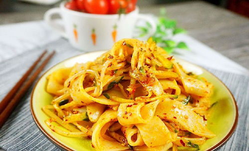 零基礎自制涼皮 2元成本做出7張，輕松在家“創業”